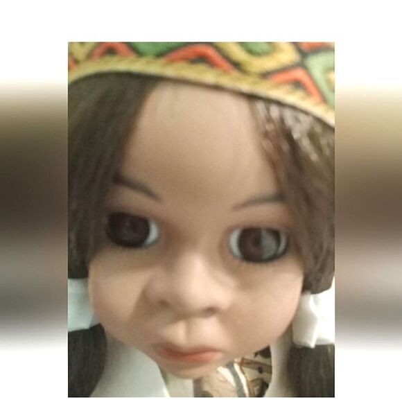 Seymour Mann 14” Tall Porcelain Native American Doll - Picture 7 of 7